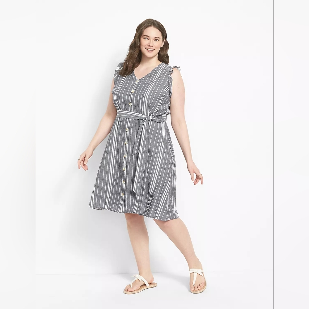 NEW Cap Flutter Sleeve V Neck Button Front Dress Ava &Viv 24 Office Casual